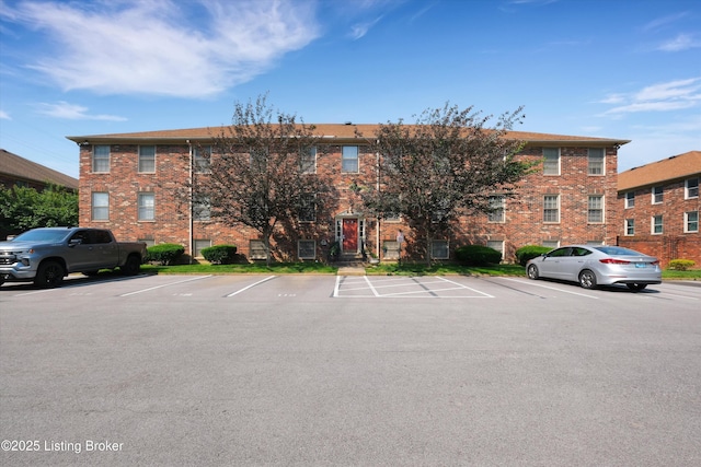 1008 Lake Way Unit D12, Louisville, KY 40222 - view of building exterior featuring uncovered parking