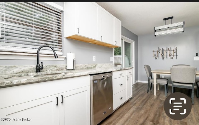 800 Lincoln Dr, Elizabethtown, KY 42701 - kitchen featuring dishwasher, a sink, wood finished floors, white cabinetry, and baseboards
