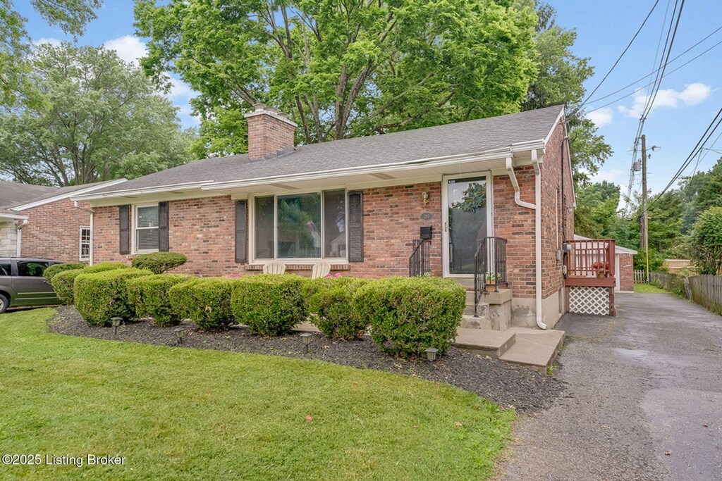 210 Sage Rd, Bellewood, KY 40207 - photo 1