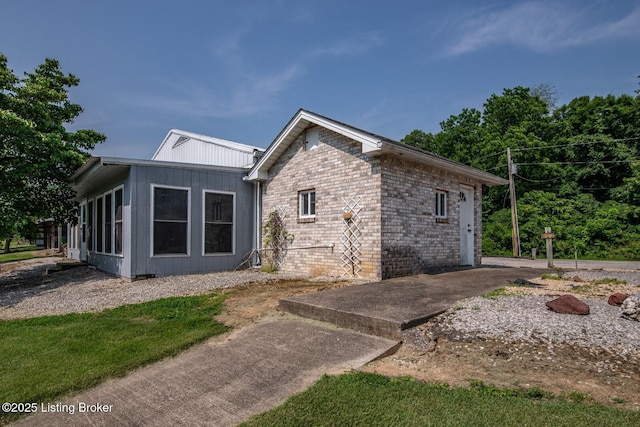 201 Wildflower Ln, Big Springs, KY 40175 - view of rear view of property