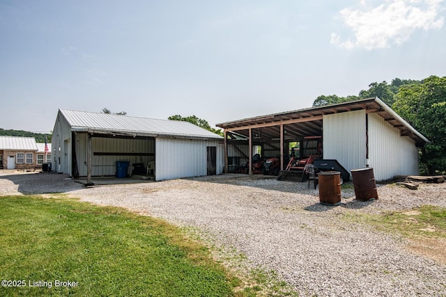 201 Wildflower Ln, Big Springs, KY 40175 - garage with a carport