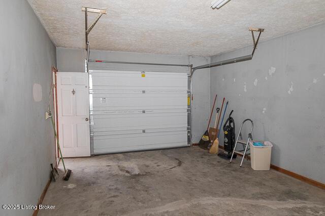 3110 Mount Lebanon Rd, Charlestown, IN 47111 - view of garage