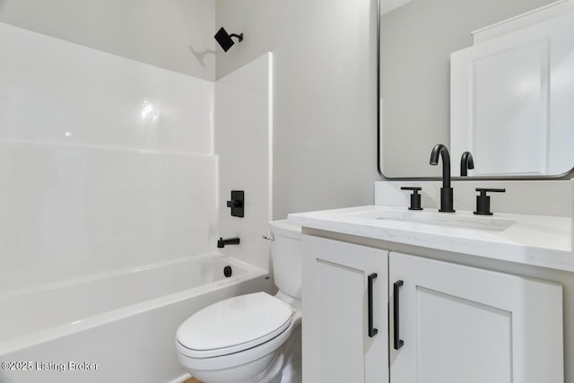 488 Capps Rd, Campbellsville, KY 42718 - bathroom with toilet, vanity, and shower / washtub combination