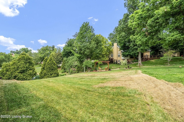912 Artisan Pkwy, La Grange, KY 40031 - view of grassy yard with view of wooded area