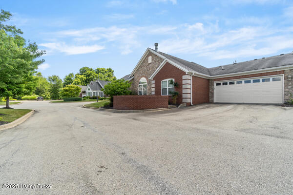 4315 Ivy Crest Cir, Louisville, KY 40241 - photo 4