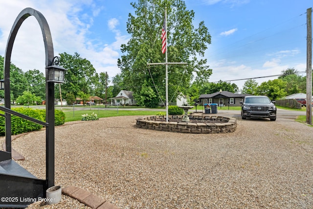 1261 Lipps Ln, Louisville, KY 40219 - view of surrounding community