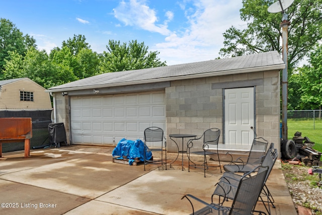 1261 Lipps Ln, Louisville, KY 40219 - view of detached garage