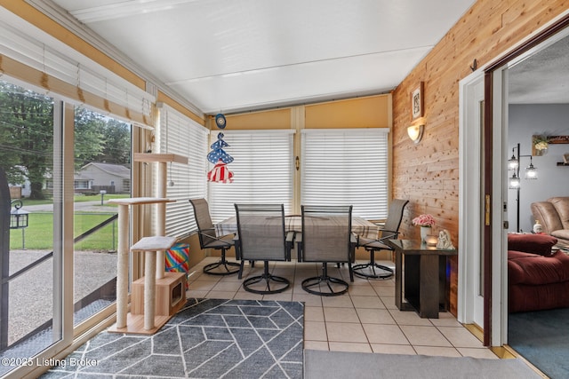 1261 Lipps Ln, Louisville, KY 40219 - sunroom / solarium with vaulted ceiling