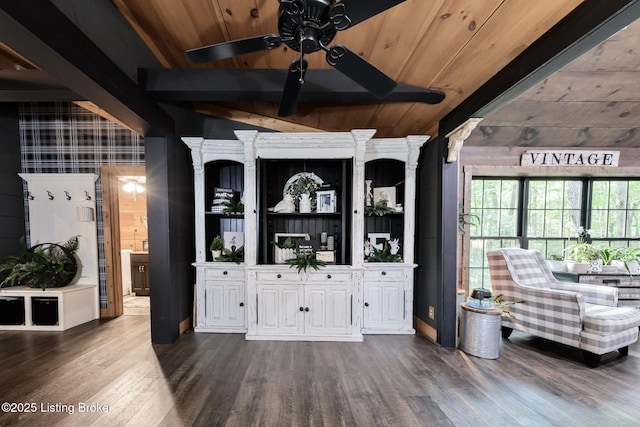 282 Lakeview Ln, Mcdaniels, KY 40152 - view of exterior entry featuring ceiling fan