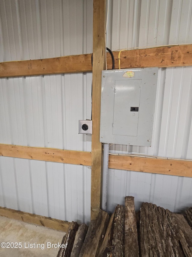 2131 Ridge Rd, Shepherdsville, KY 40165 - detailed view of electric panel
