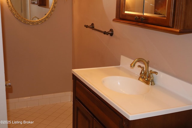 502 Hill Ridge Rd, Louisville, KY 40214 - bathroom with vanity