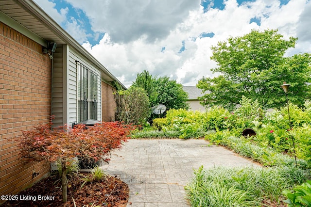 1117 Breezy Way, Bardstown, KY 40004 - view of patio / terrace