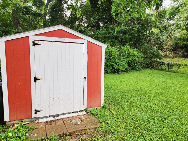 9910 E Ave, Louisville, KY 40272 - photo 23