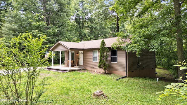90 Shellys Trce, Brandenburg, KY 40108 - view of front of home featuring a front yard, covered porch, and crawl space