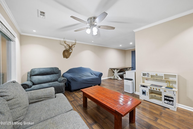 90 Shellys Trce, Brandenburg, KY 40108 - living room featuring a ceiling fan, recessed lighting, hardwood / wood-style floors, ornamental molding, and baseboards