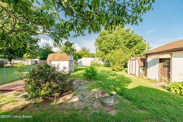 9902 W Ave, Louisville, KY 40272 - photo 32