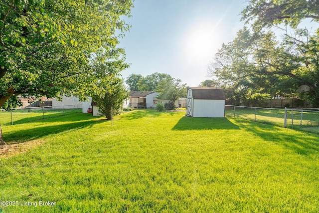 9902 W Ave, Louisville, KY 40272 - photo 34