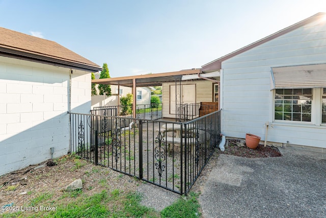 9902 W Ave, Louisville, KY 40272 - photo 39