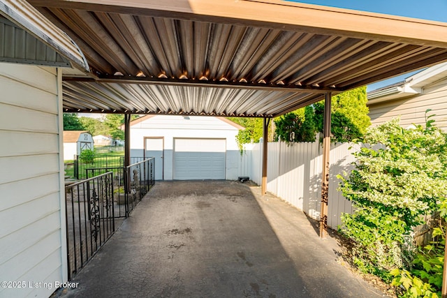 9902 W Ave, Louisville, KY 40272 - photo 40