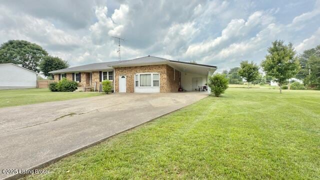 187 Glenn Rd, Leitchfield, KY 42754 - view of front of property with driveway, a front yard, and an attached carport