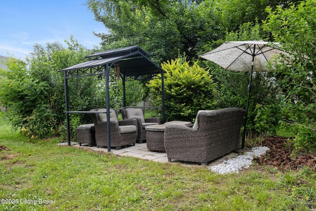 6800 Beard Ct, Louisville, KY 40228 - view of green lawn featuring a gazebo and a patio