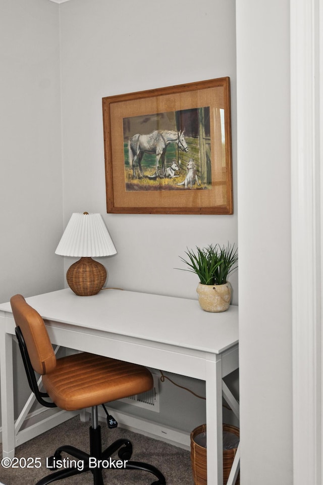 7408 Floydsburg Rd, Crestwood, KY 40014 - office view of a desk
