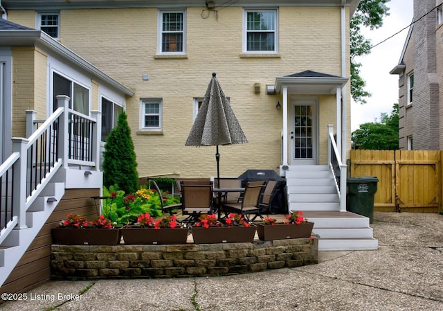 2417 Meadow Rd, Seneca Gardens, KY 40205 - back of house with entry steps and brick siding