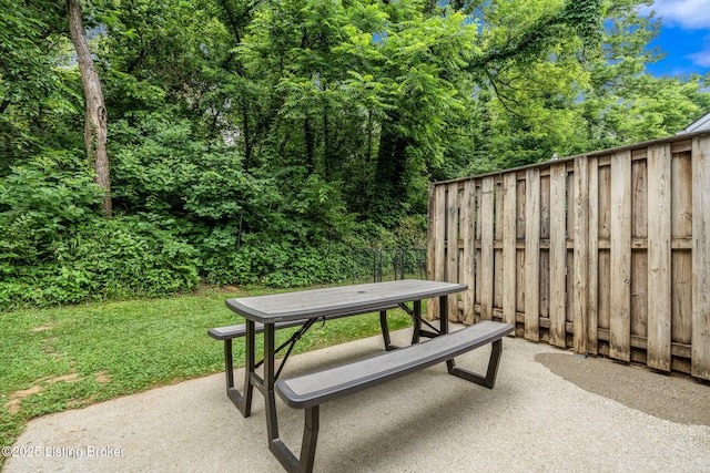 111 Emory Ct, Bardstown, KY 40004 - view of patio / terrace featuring outdoor dining space