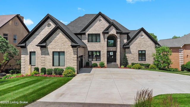5404 River Creek Ct, Prospect, KY 40059 - french provincial home featuring brick siding and a front lawn