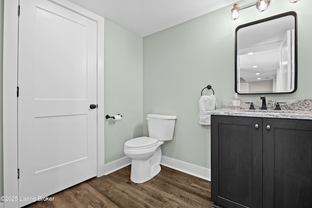 5404 River Creek Ct, Prospect, KY 40059 - bathroom with wood finished floors and vanity