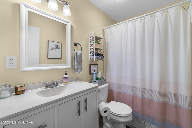 7401 Maria Ave, Louisville, KY 40222 - bathroom featuring vanity and a shower with shower curtain