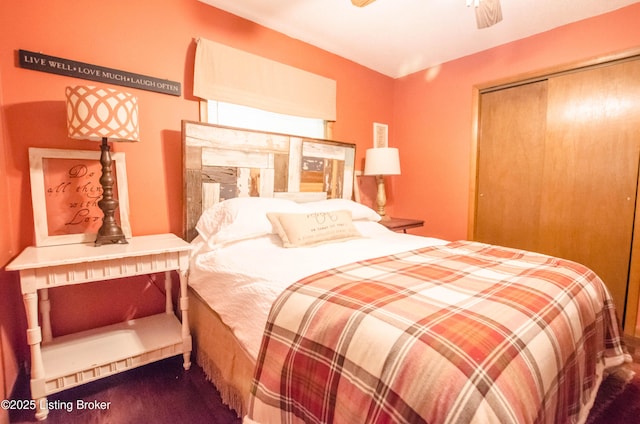 52 Lakeshore Cir, Leitchfield, KY 42754 - carpeted bedroom featuring a closet