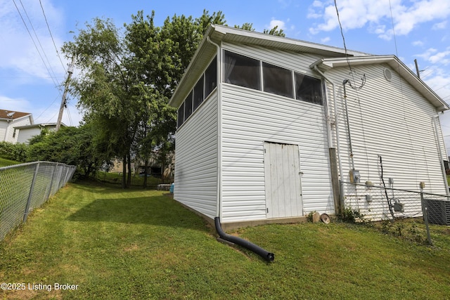 1108 Palisades Dr, Frankfort, KY 40601 - view of property exterior with a central air condition unit
