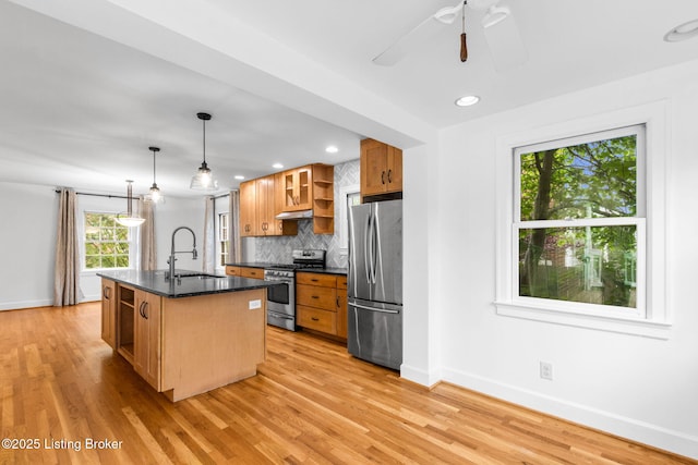 213 Barberry Ln, Lexington, KY 40503 - kitchen with appliances with stainless steel finishes, a sink, open shelves, baseboards, and plenty of natural light
