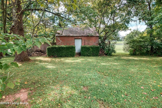 4893 N Preston Way, Shepherdsville, KY 40165 - view of grassy yard
