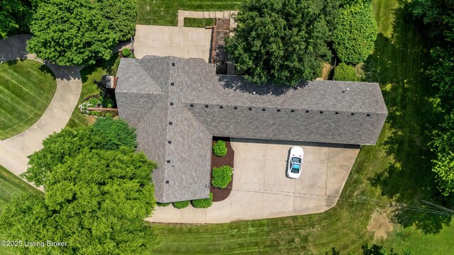 4509 Naneen Dr, Louisville, KY 40216 - photo 11