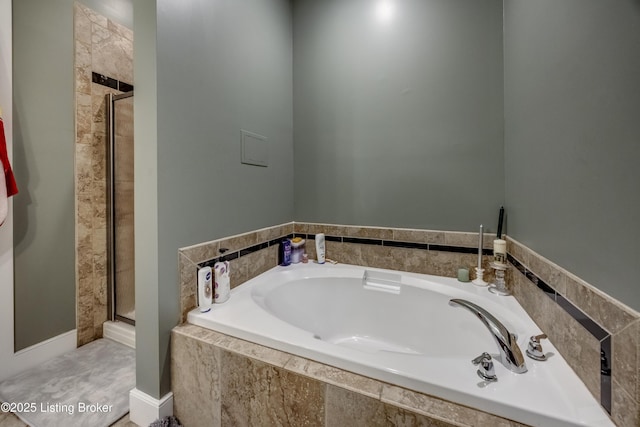 895 Woodlawn Rd Unit 3, Bardstown, KY 40004 - full bathroom featuring a bath and a stall shower