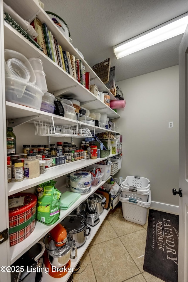 895 Woodlawn Rd Unit 3, Bardstown, KY 40004 - view of pantry