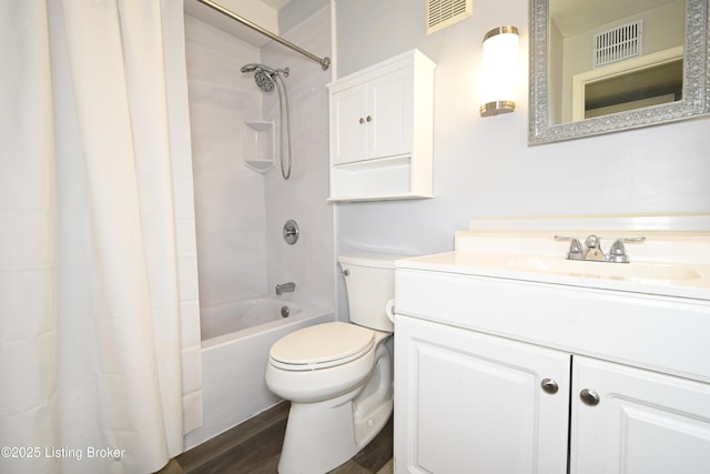 7050 Wildwood Cir Unit 100, Louisville, KY 40291 - full bath featuring vanity and shower / bathtub combination with curtain