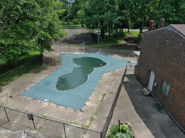 7050 Wildwood Cir Unit 100, Louisville, KY 40291 - view of pool