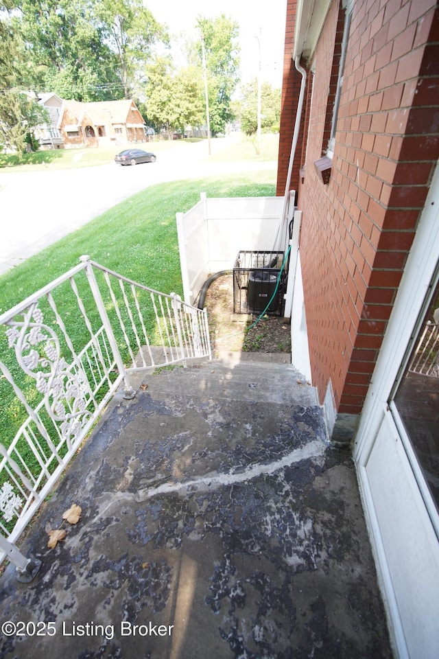 900 S 43rd St, Louisville, KY 40211 - photo 21