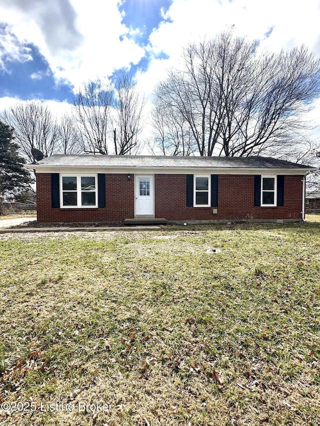 62 Jefferson Ave, Bardstown, KY 40004 - ranch-style home featuring brick siding and a front yard