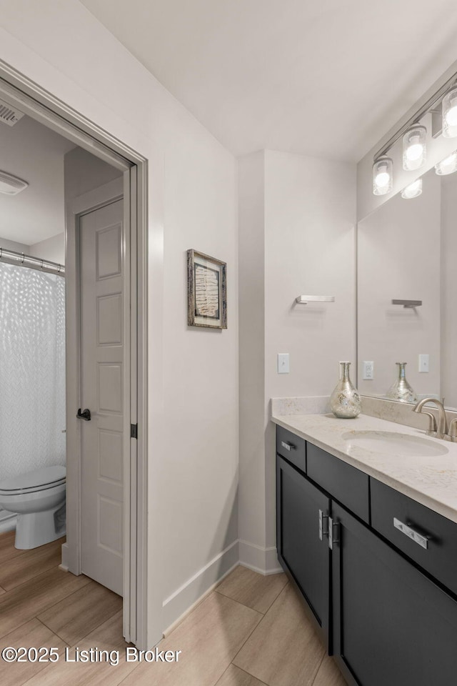 6299 Clore Ln, Crestwood, KY 40014 - full bath featuring vanity and wood finished floors
