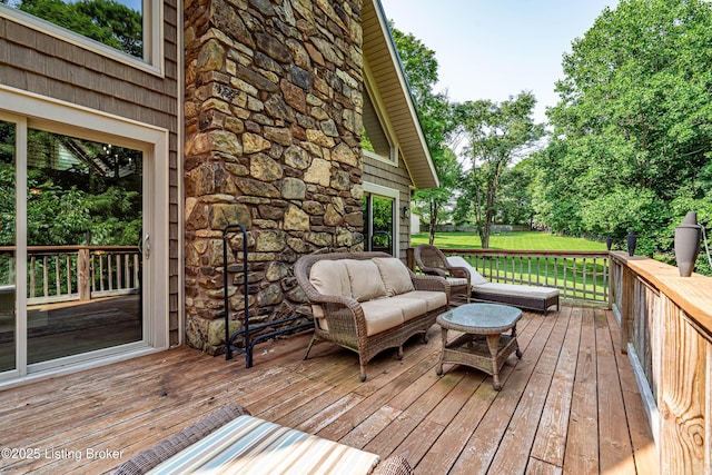 2918 Spickert Knob Rd, Floyds Knobs, IN 47119 - deck with outdoor lounge area