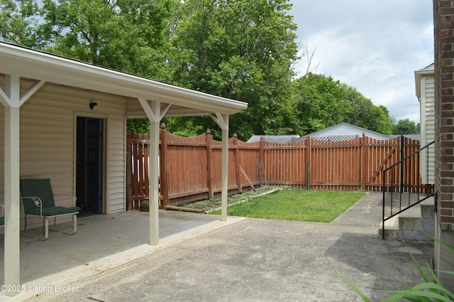 8413 Old Boundary Rd, Louisville, KY 40291 - view of patio