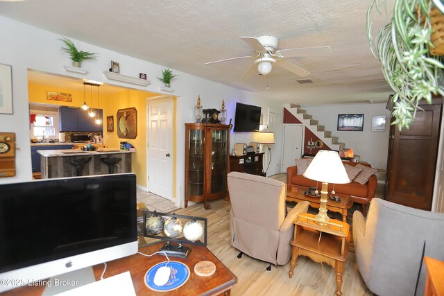 6801 Triangle Dr, Louisville, KY 40214 - photo 7