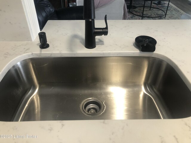149 Wood Gate Dr, Mt Washington, KY 40047 - kitchen view of a sink