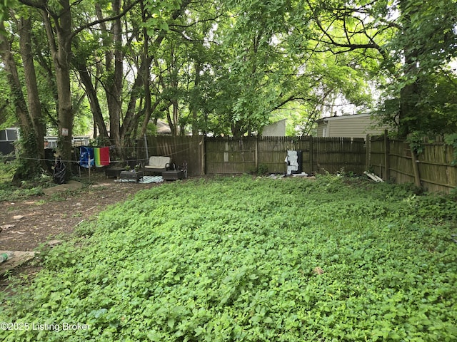 2426 Rowan St, Louisville, KY 40212 - view of fenced backyard