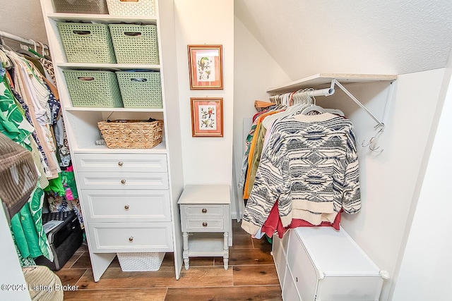 114 S Crestmoor Ave, Louisville, KY 40206 - spacious closet featuring wood finished floors
