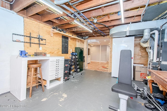 114 S Crestmoor Ave, Louisville, KY 40206 - unfinished basement with a workshop area